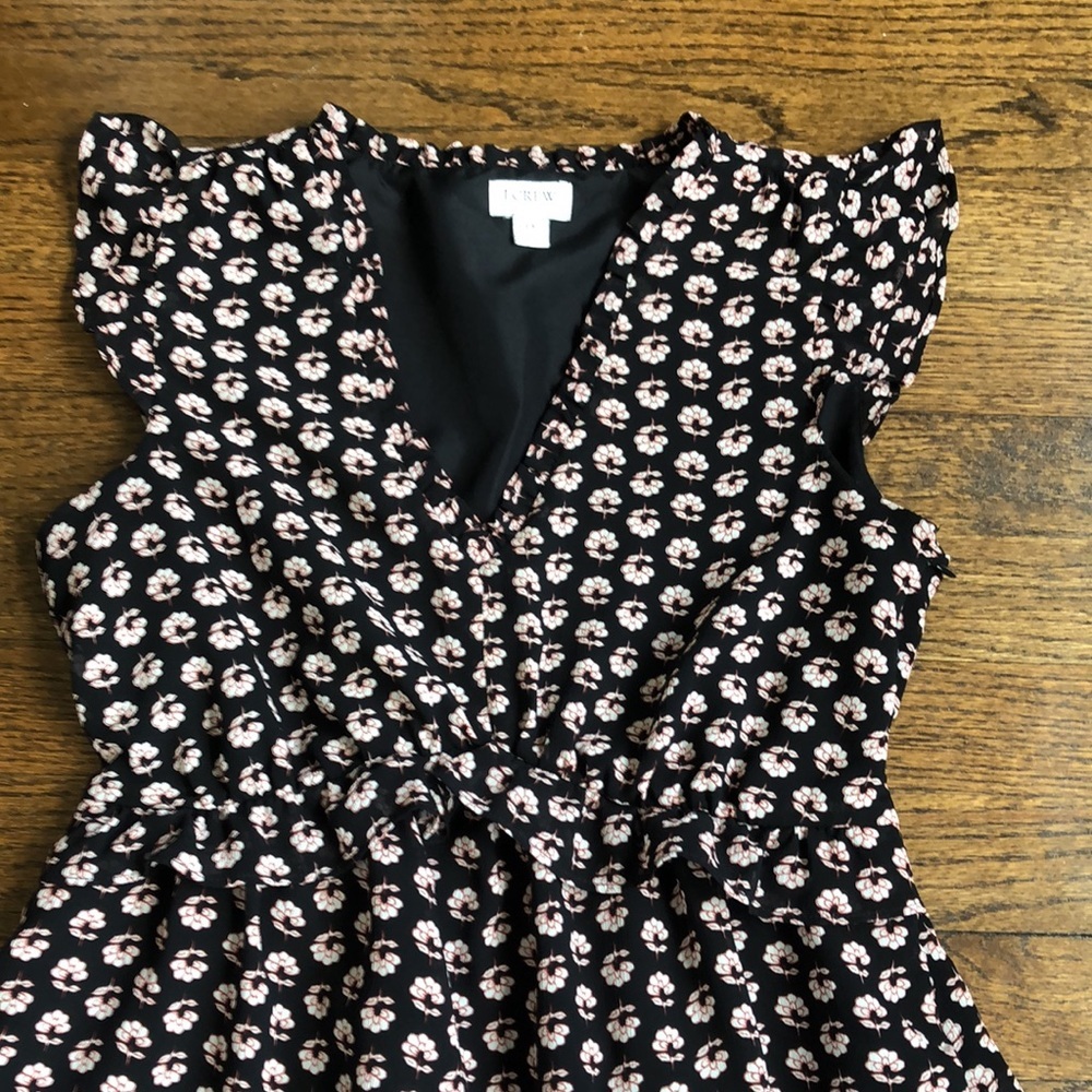 J Crew Lightweight Meshy Cap Sleeve Floral Ruffle V-Neck Dress with Pockets - Picture 4 of 6